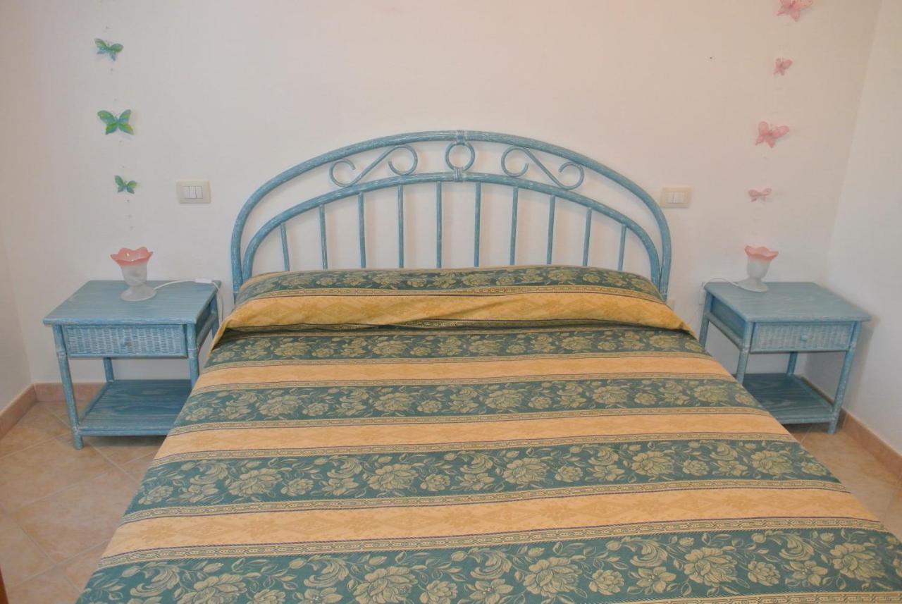 Case Vacanza Fenicotteri San Teodoro  Quarto foto